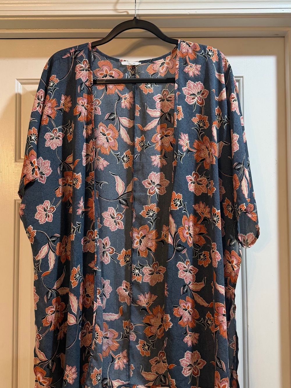 Maurice’s Size L/XL Floral Kimono - Navy with Pink Orange